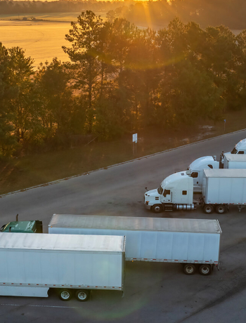 Finding the Right Trucking Company: Why Logisticize Stands Out in the Transportation Industry